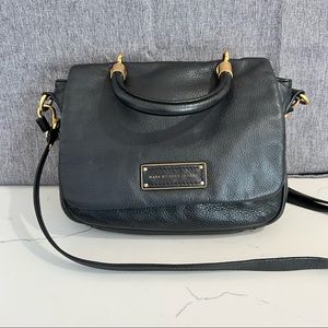 Marc Jacobs Too Hot to Handle Black Shoulder Bag in Black